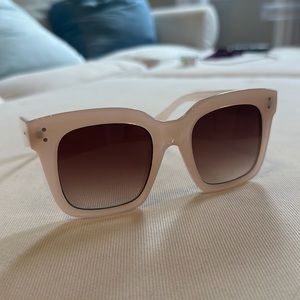 💚 Light Pink Opaque Oversized thick rimmed fashion sunglasses